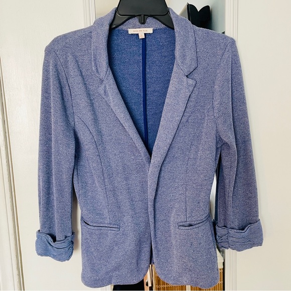 Skies are Blue -  tailored Blazer - Picture 2 of 5